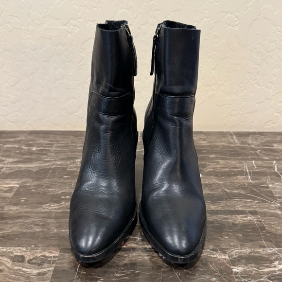 Topshop Black Leather Heeled Ankle Boots - Picture 6 of 12